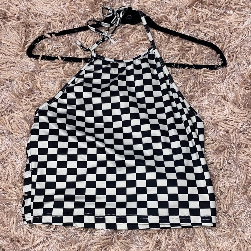 Shein checkers print tie up top. SIZE: S